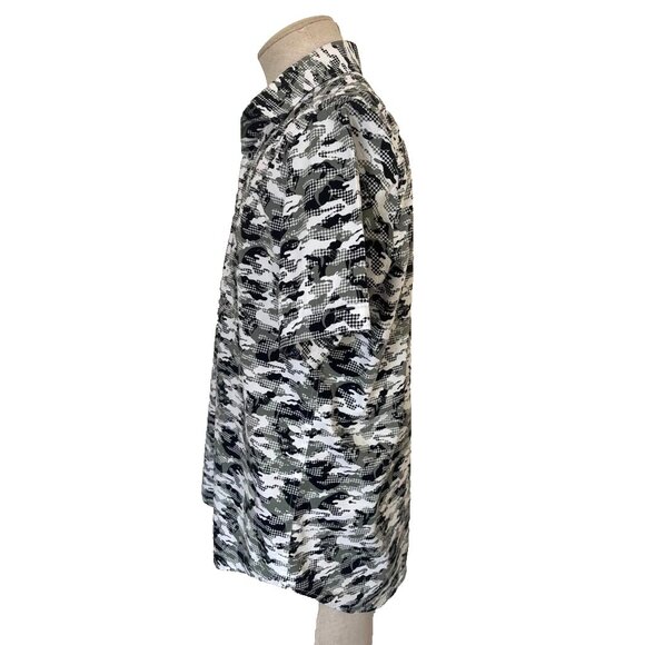 ROBERT GRAHAM Short Sleeve Shirt Mens Size Medium Gray Green Camo Print - Picture 5 of 9